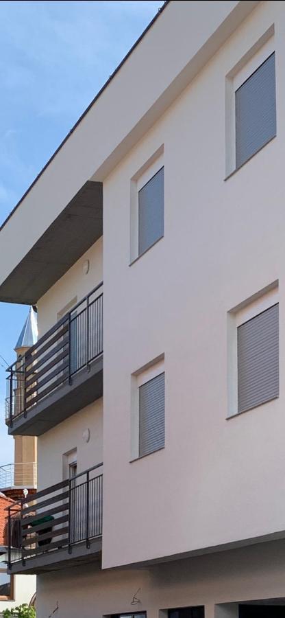 Apartmani Imamovic Dubrave Gornje Ngoại thất bức ảnh