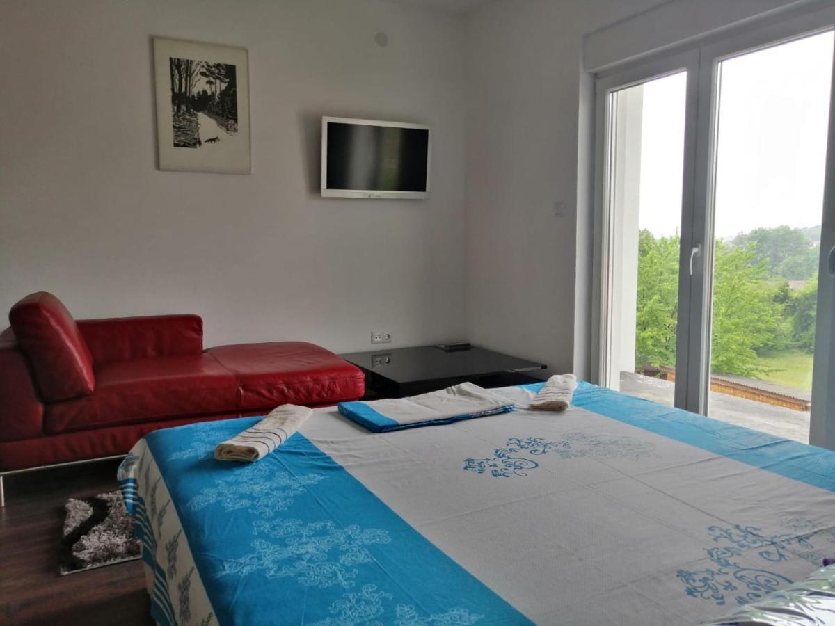 Apartmani Imamovic Dubrave Gornje Ngoại thất bức ảnh